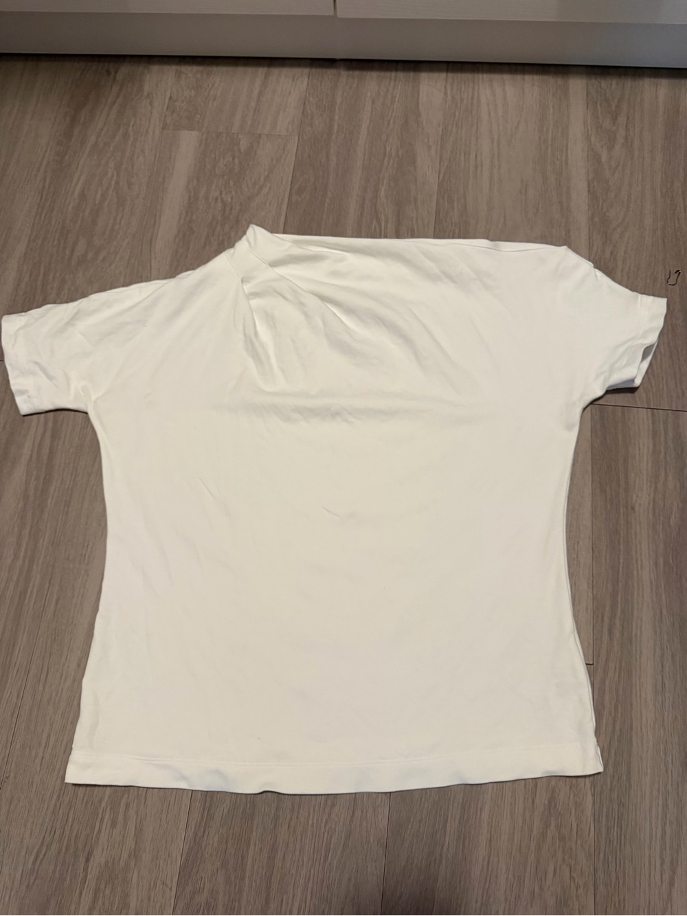 Babaton White Draped Mock Neck Short Sleeve Top